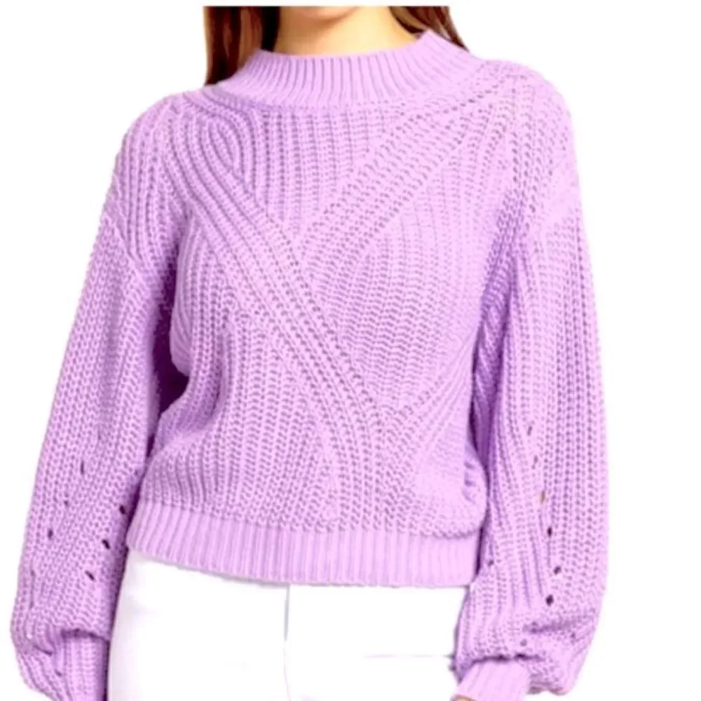 New without tags BP Traveling Stitch Crop Lilac Sweater, size XS
